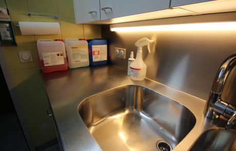 Hygiene-Equipment in der MIM-Basis in Mils